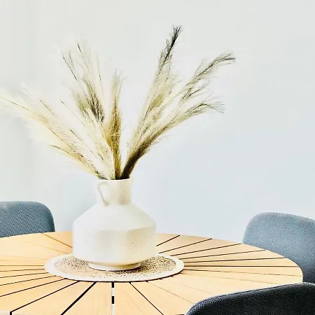 Canaryislandshost L Sol Lanzarote