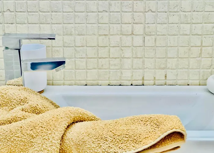 Canaryislandshost L Sol Lanzarote